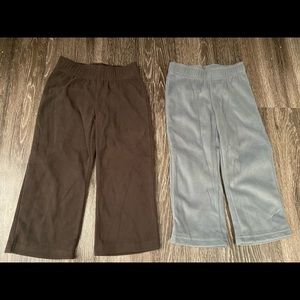 Set of two pairs of carters pants, size 2T.